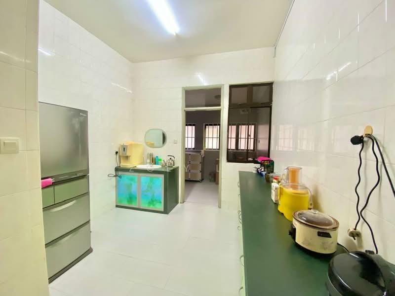 Rumah Teres 2 Tingkat untuk Dijual di Perling (Johor) - Zoey Lee - Kitchen - PropertyGuru.com.my