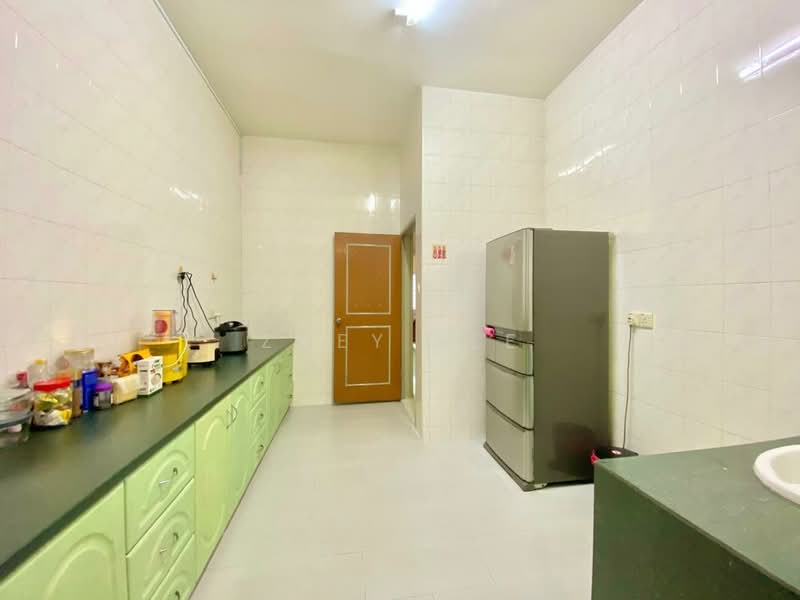 Rumah Teres 2 Tingkat untuk Dijual di Perling (Johor) - Zoey Lee - Kitchen - PropertyGuru.com.my