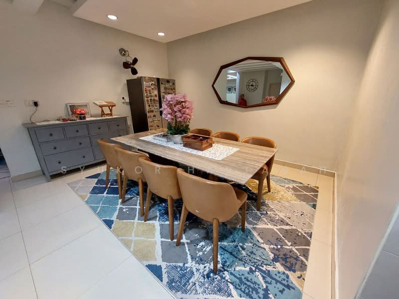 2-storey Terraced House for Sale in Shah Alam (Selangor) - Syukor Hartanah - Dining Room - PropertyGuru.com.my