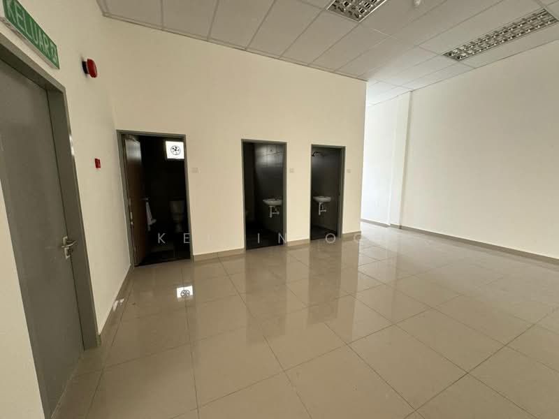 Factory for Rent in Simpang Ampat (Penang) - Kelvin Ooi - Bathroom - PropertyGuru.com.my