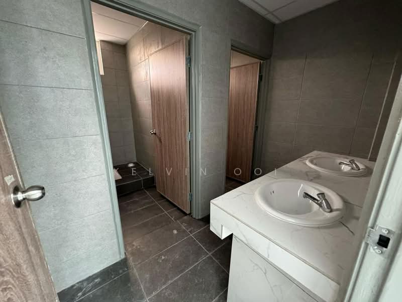 Factory for Rent in Simpang Ampat (Penang) - Kelvin Ooi - Bathroom - PropertyGuru.com.my