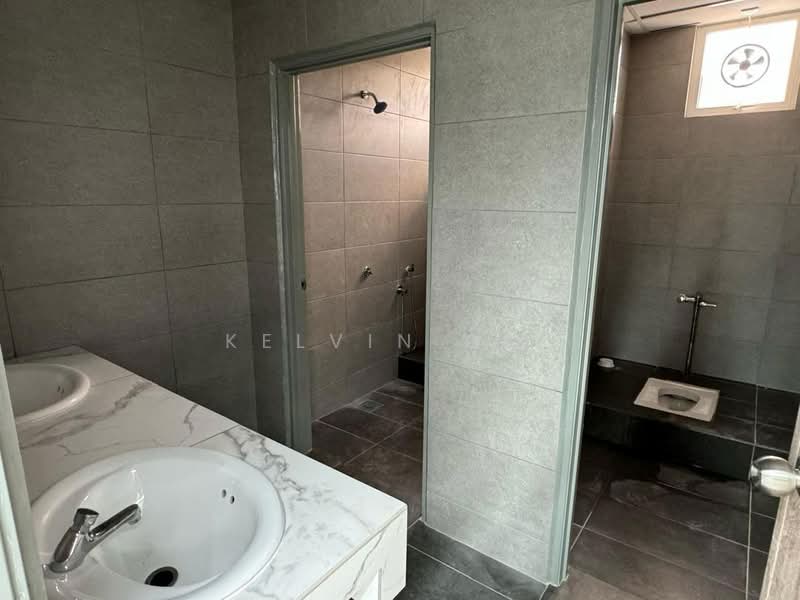 Factory for Rent in Simpang Ampat (Penang) - Kelvin Ooi - Bathroom - PropertyGuru.com.my
