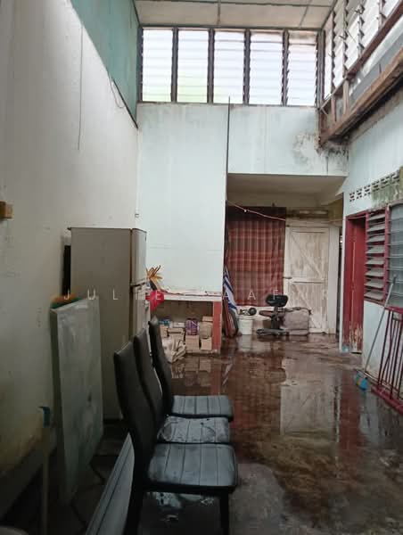 1-storey Terraced House for Sale in Pandamaran (Klang) - Julie Jaafar - Interior - PropertyGuru.com.my