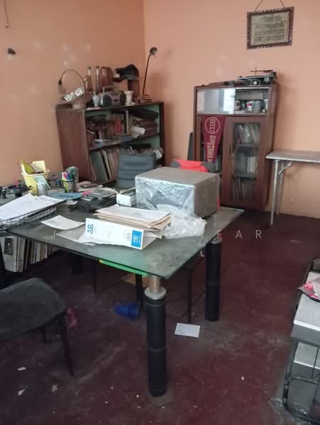 1-storey Terraced House for Sale in Pandamaran (Klang) - Julie Jaafar - Study - PropertyGuru.com.my
