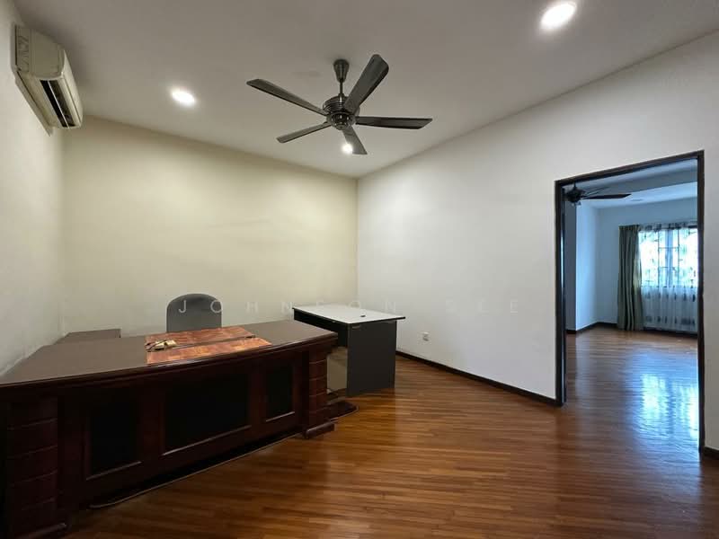 Rumah Teres 2.5 Tingkat untuk Dijual di Usj 1 (Subang Jaya) - Johnson See - Study - PropertyGuru.com.my