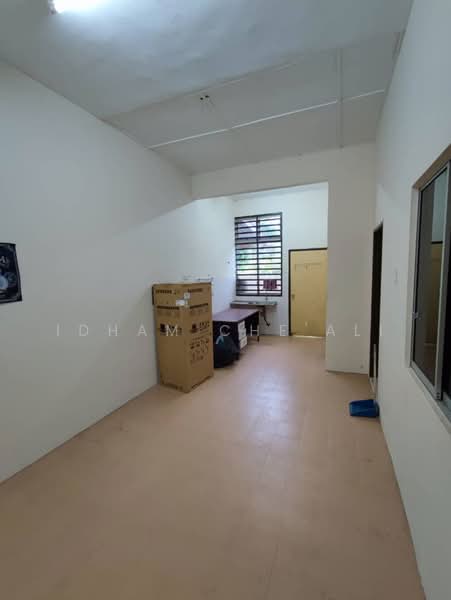 Rumah Teres 1 Tingkat untuk Dijual di Kampung Sungai Deraka (Kuantan) - Idham Che'Ali - Interior - PropertyGuru.com.my