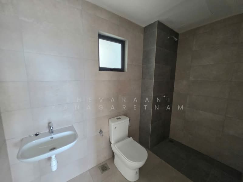 Kondominium untuk Dijual di Mori Residences - Thevaraani Kanagaretnam - Bathroom - PropertyGuru.com.my