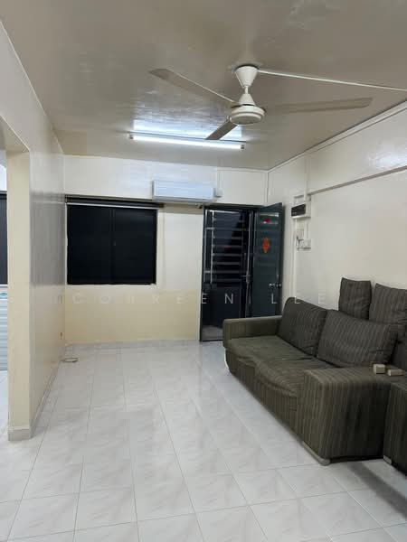 Rumah Flat untuk Dijual di Taman Utama - Correen Lee - Living Room - PropertyGuru.com.my