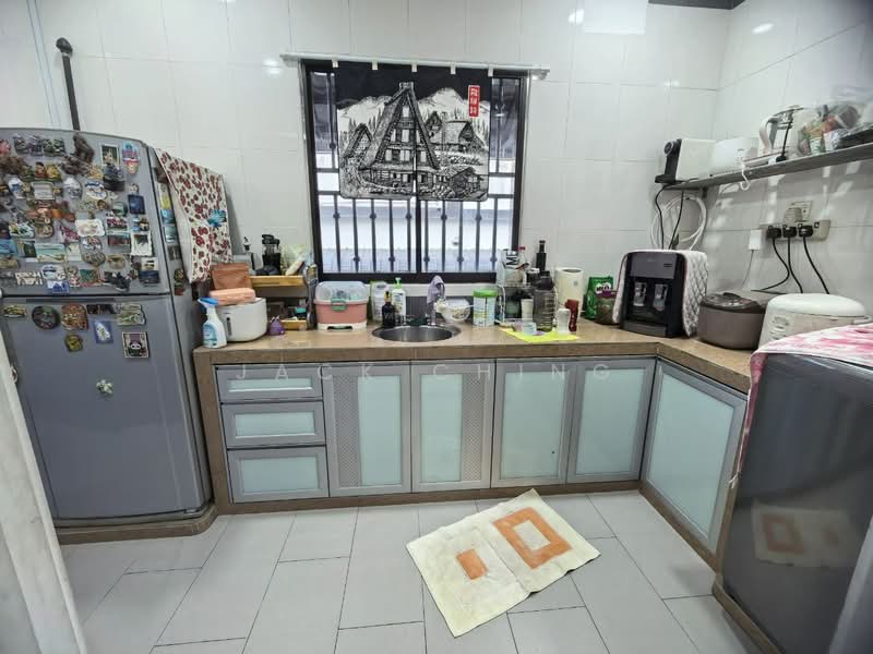 Rumah Teres 1 Tingkat untuk Dijual di Taman Rinting (Masai) - Jack Ching - Kitchen - PropertyGuru.com.my