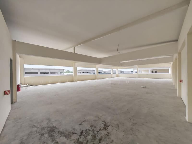 Tanah Komersial untuk Disewa di Rawang (Selangor) - Zuraina Rajudin - Interior - PropertyGuru.com.my
