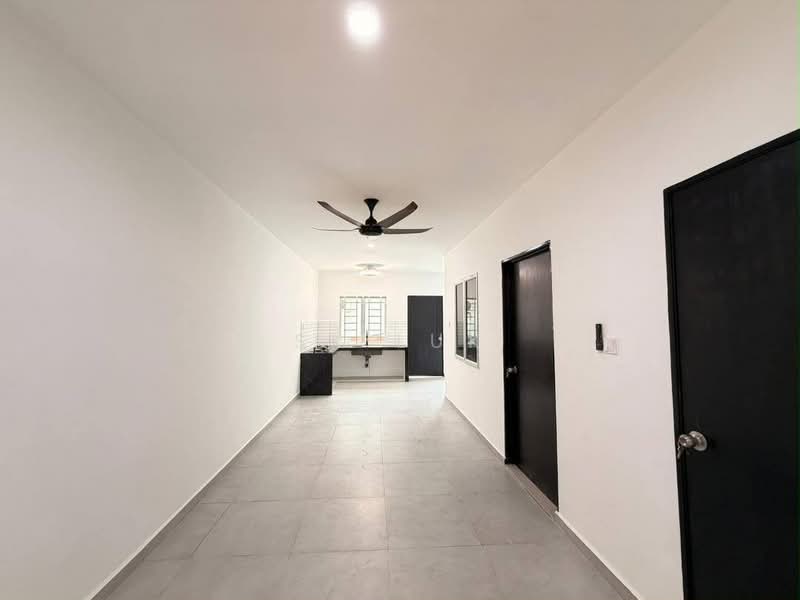 2-storey Terraced House for Sale in Rawang (Selangor) - SK Luk - Kitchen - PropertyGuru.com.my