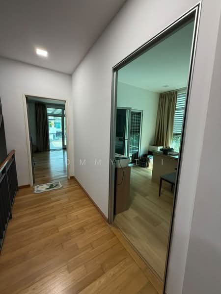 Rumah Teres 2.5 Tingkat untuk Dijual di Taman Sutera Utama (Skudai) - Tommy Tai - Corridor - PropertyGuru.com.my