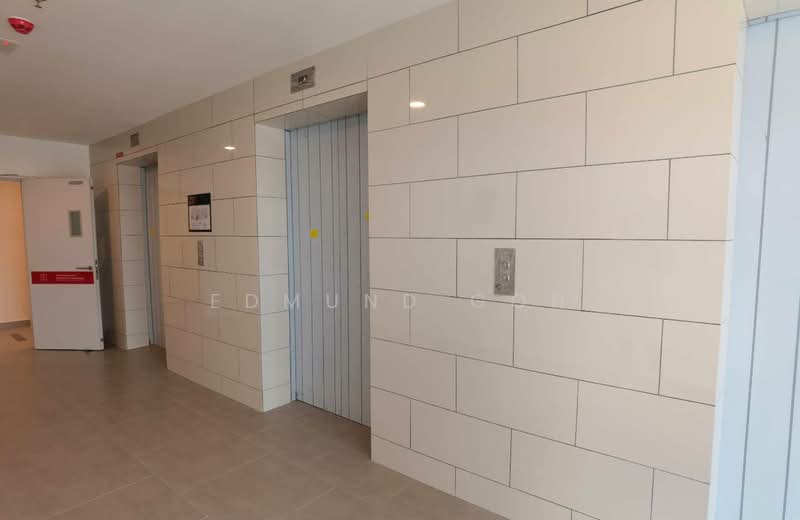 Servis Apartment untuk Dijual di Plaza @ Kelana Jaya - Edmund Goh - Corridor - PropertyGuru.com.my
