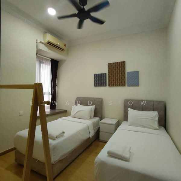 Kondominium untuk Disewa di Bay Point @ Country Garden Danga Bay - Edward Siow - Bedroom - PropertyGuru.com.my