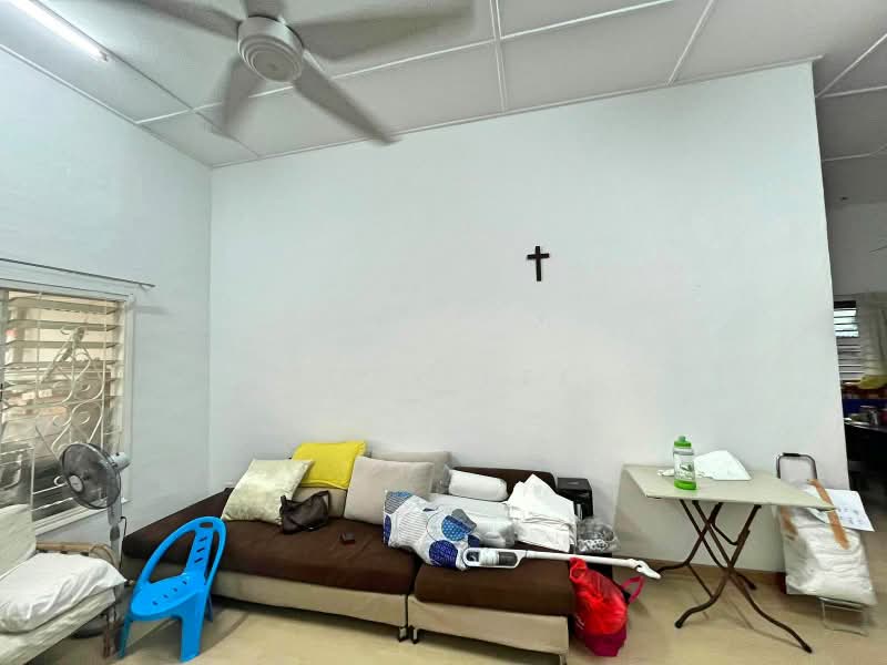 Rumah Banglo untuk Dijual di Taman Kebun Teh (Johor Bahru) - Zoey Lee - Living Room - PropertyGuru.com.my