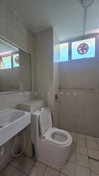 Condominium for Sale at The Peak Suites - Annie Hee - PropertyGuru.com.my