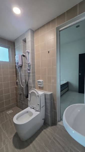 Condominium for Sale at The Peak Suites - Annie Hee - PropertyGuru.com.my