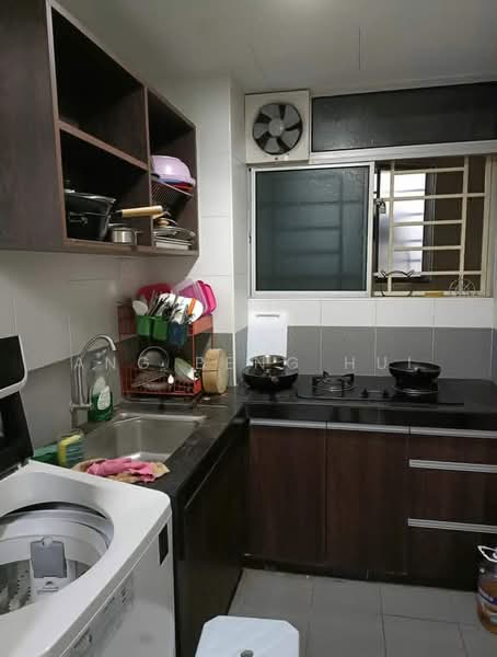 Kondominium untuk Disewa di Platinum Lake PV 16 - Ang Beng Hui - Kitchen - PropertyGuru.com.my