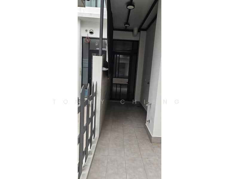 Rumah Kluster untuk Dijual di Eco Majestic (Semenyih) - TOMMY CHIENG - Entrance - PropertyGuru.com.my