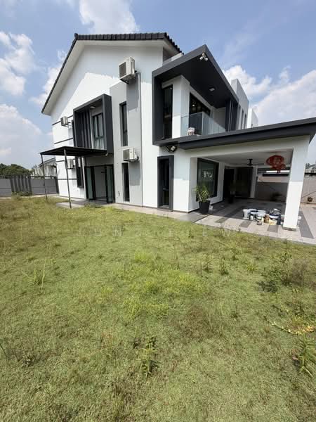 Semi-Detached House for Sale in Taman Nusa Idaman (Iskandar Puteri (Nusajaya)) - Junz Liew - PropertyGuru.com.my