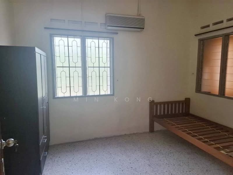 Rumah Teres 1 Tingkat untuk Disewa di Taman Ungku Tun Aminah (Skudai) - Min Kong - Bedroom - PropertyGuru.com.my
