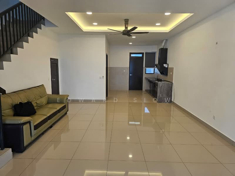 Rumah Teres untuk Disewa di Iskandar Puteri (Nusajaya) (Johor) - Edward Siow - Living Room - PropertyGuru.com.my