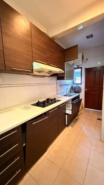1-storey Terraced House for Rent in Taman Setia Indah (Tebrau) - Samuel Lee - Kitchen - PropertyGuru.com.my