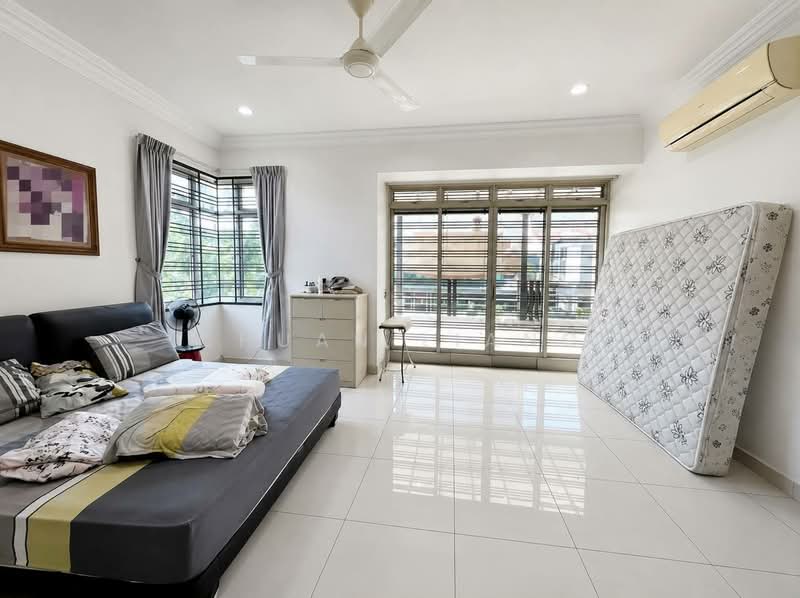 Semi-Detached House for Sale in Taman Gaya (Ulu Tiram) - Chuan Liang - Bedroom - PropertyGuru.com.my