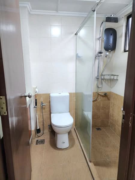 Condominium for Rent at Ehsan Ria - Carlos Ng - Bathroom - PropertyGuru.com.my