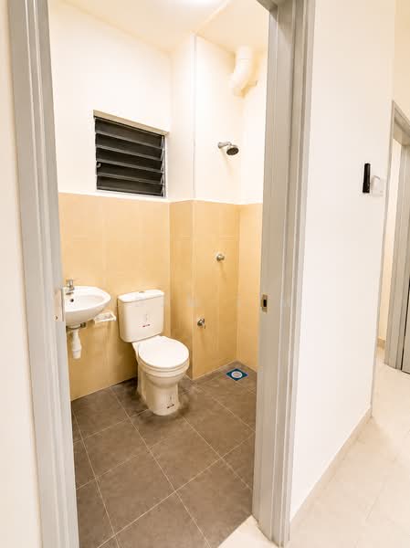Apartment for Rent at Seri Utama - Adam Lim - Bathroom - PropertyGuru.com.my
