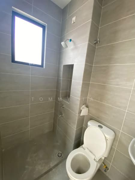 Rumah Teres 2 Tingkat untuk Dijual di Skudai (Johor) - Tommy Tai - Bathroom - PropertyGuru.com.my