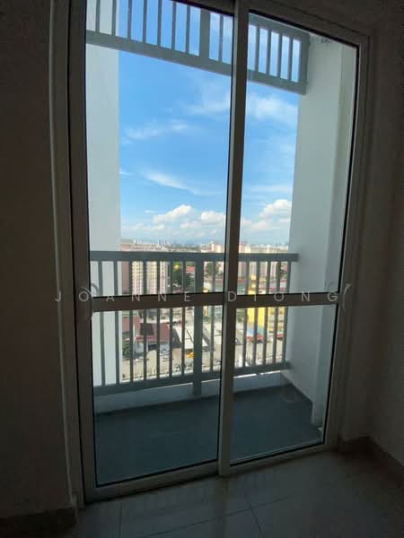 Servis Apartment untuk Dijual di Plaza @ Kelana Jaya - Joanne Diong - Balcony - PropertyGuru.com.my