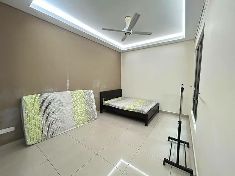 Rumah Berkembar untuk Disewa di Taman Austin Heights (Tebrau) - Caleb Yeo - Bedroom - PropertyGuru.com.my