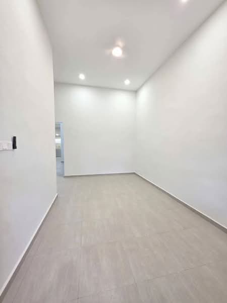 Rumah Teres 1 Tingkat untuk Dijual di Taman Perling (Perling) - Jaz Lee - PropertyGuru.com.my