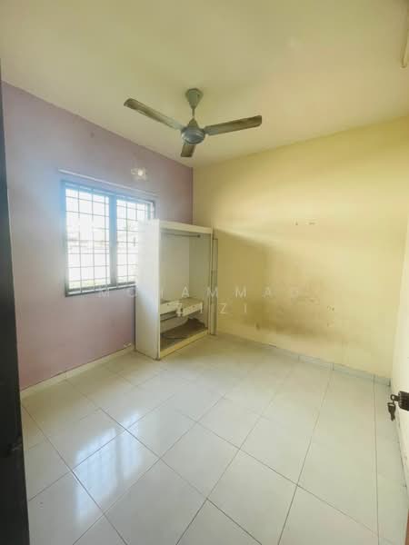 Semi-Detached House for Sale in Perkampungan Indera Sempurna (Penor) - Mohammad Azizi - PropertyGuru.com.my