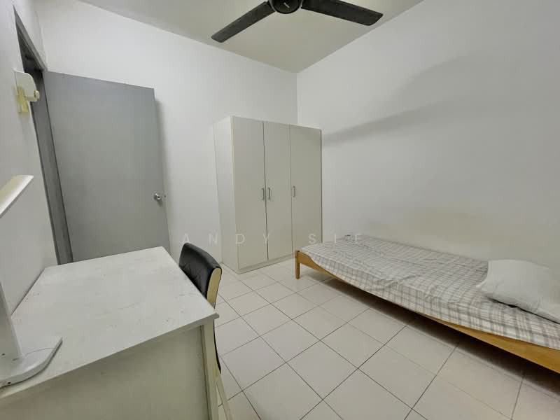 Kondominium untuk Dijual di Puncak Banyan - Andy Sie - Bedroom - PropertyGuru.com.my