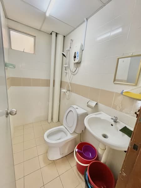 Kondominium untuk Dijual di Puncak Banyan - Andy Sie - Bathroom - PropertyGuru.com.my
