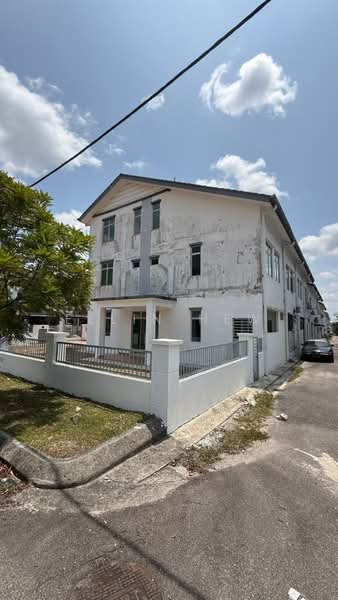 3-storey Terraced House for Sale in Taman Pulai Mutiara (Iskandar Puteri (Nusajaya)) - Ellin Hew - PropertyGuru.com.my