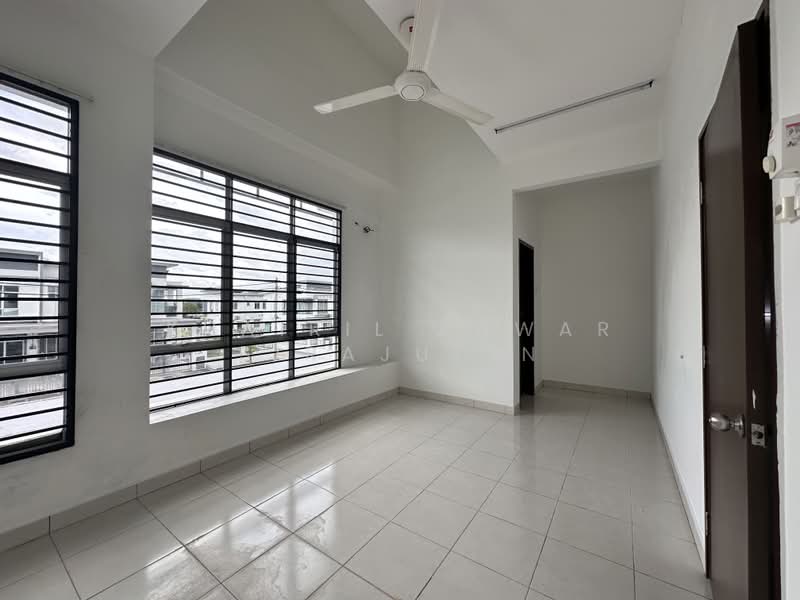 2-storey Terraced House for Sale in Saujana Utama (Puncak Alam) - Khairil Anwar Sirajudin - PropertyGuru.com.my