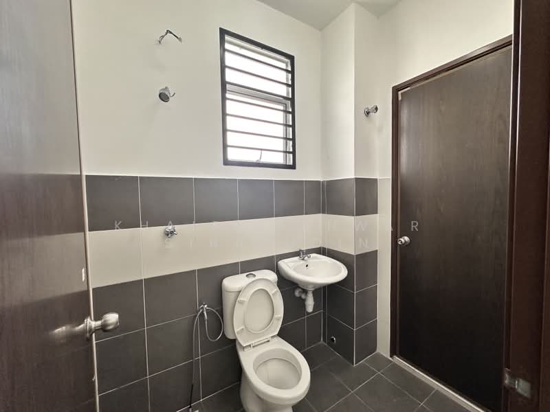 2-storey Terraced House for Sale in Saujana Utama (Puncak Alam) - Khairil Anwar Sirajudin - PropertyGuru.com.my