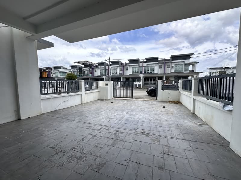 2-storey Terraced House for Sale in Saujana Utama (Puncak Alam) - Khairil Anwar Sirajudin - PropertyGuru.com.my