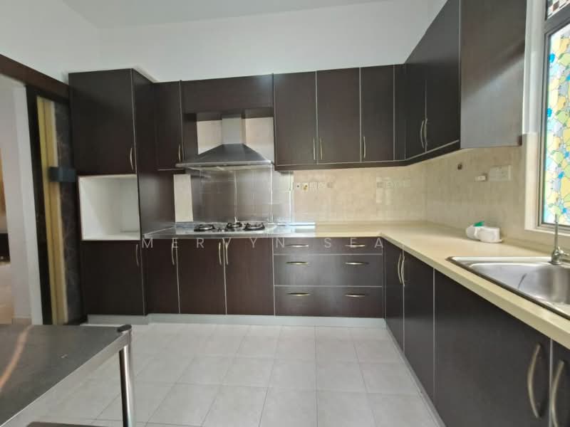 Kondominium untuk Dijual di Coastal Tower - Mervyn Seah - Kitchen - PropertyGuru.com.my