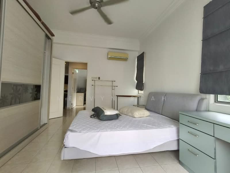 Kondominium untuk Dijual di Coastal Tower - Mervyn Seah - Bedroom - PropertyGuru.com.my