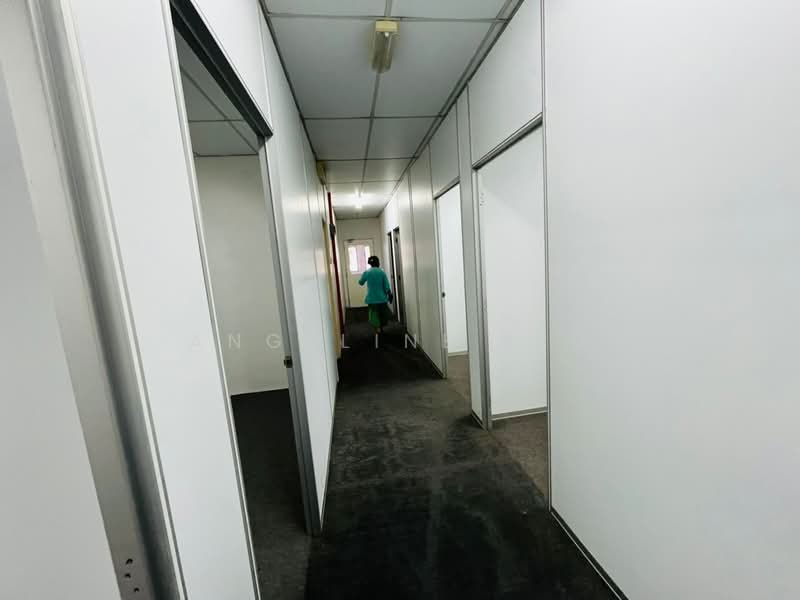 Shop / Office for Sale in Bandar Perda (Bukit Mertajam) - Angeline Tio - Corridor - PropertyGuru.com.my