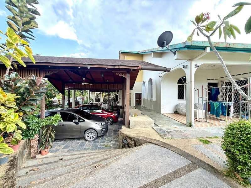 Rumah Banglo untuk Dijual di Seksyen 3 (Bangi) - Ali Idris - Exterior - PropertyGuru.com.my