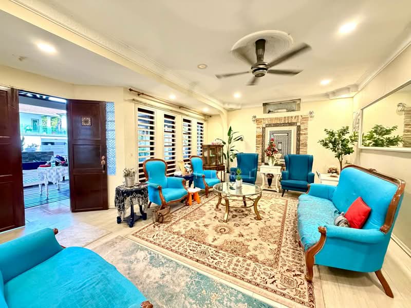 Rumah Banglo untuk Dijual di Seksyen 3 (Bangi) - Ali Idris - Living Room - PropertyGuru.com.my