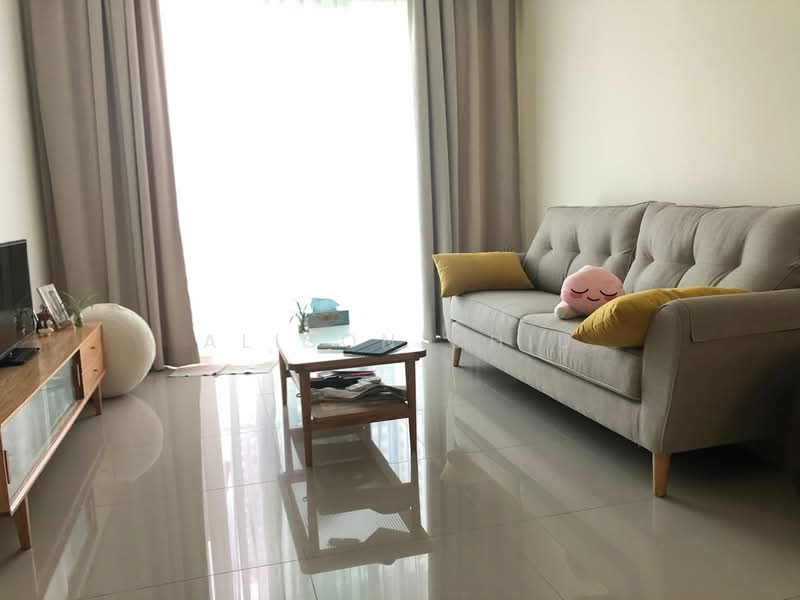 Kondominium untuk Dijual di Scenaria @ North Kiara Hills - Alison Chiu - Living Room - PropertyGuru.com.my