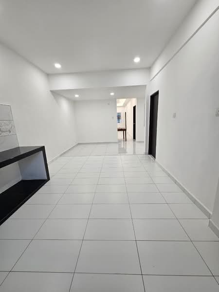 1-storey Terraced House for Sale in Taman Ungku Tun Aminah (Skudai) - Samuel Lee - Interior - PropertyGuru.com.my