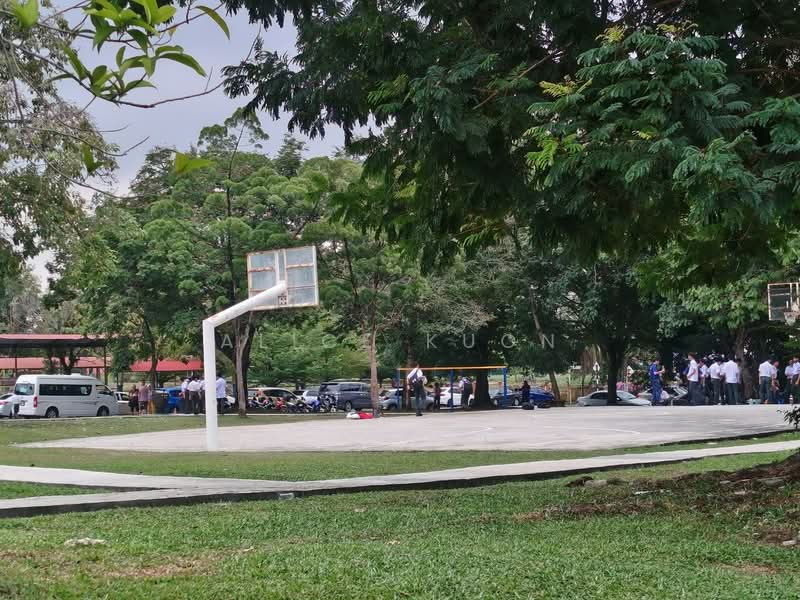 Rumah Teres untuk Dijual di Usj 13 (Subang Jaya) - Alice Kuon - Exterior - PropertyGuru.com.my