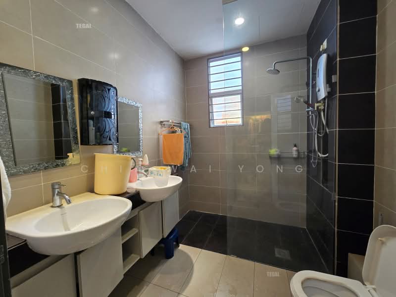 2-storey Terraced House for Sale in Bandar Parklands (Klang) - Chia Wai Yong - Bathroom - PropertyGuru.com.my